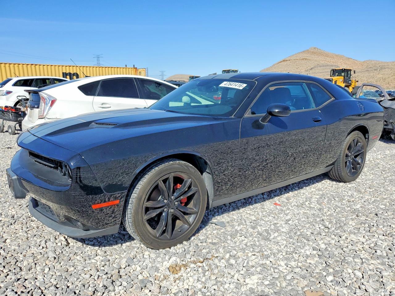 2016 Dodge Challenger Sxt - zdjęcie główne