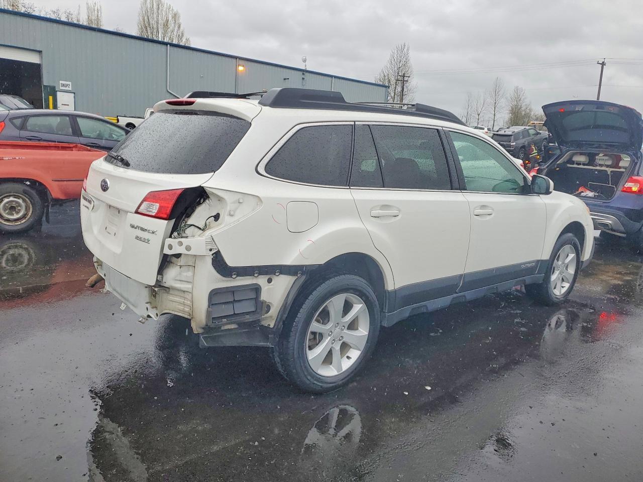 2013 Subaru Outback 2.5I Premium - zdjęcie 3