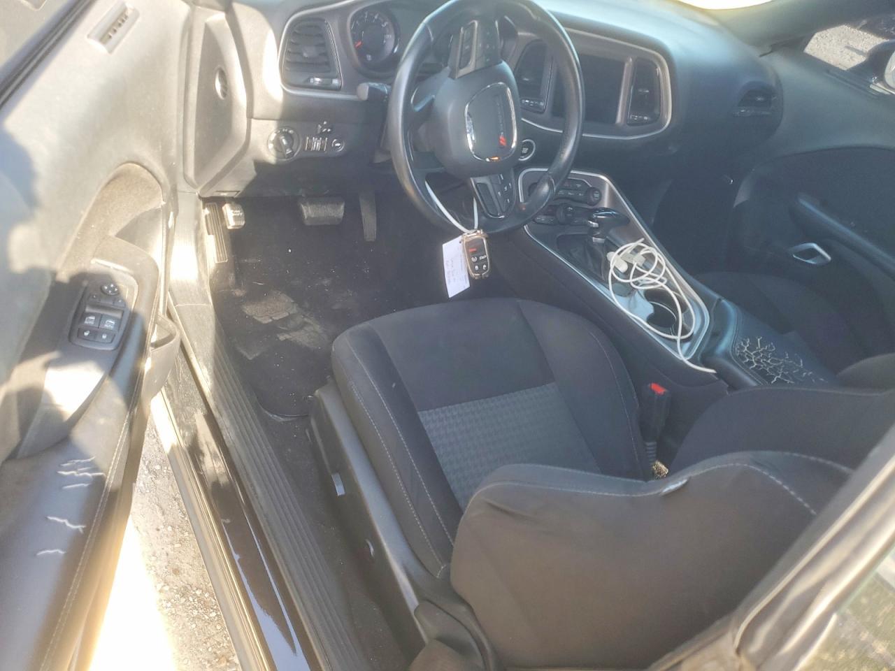 2021 Dodge Challenger Gt - zdjęcie 8