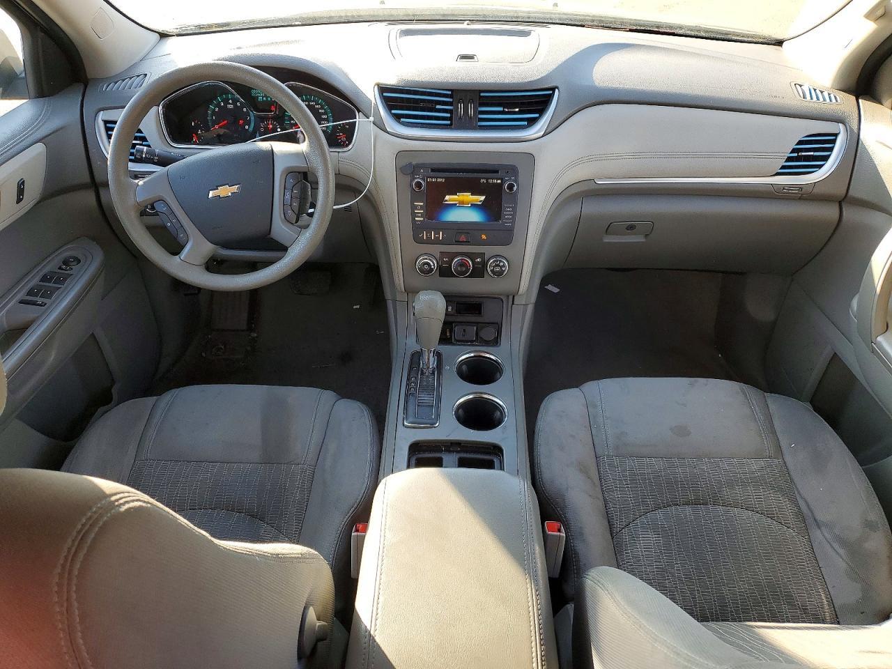 2016 Chevrolet Traverse Ls - zdjęcie 8