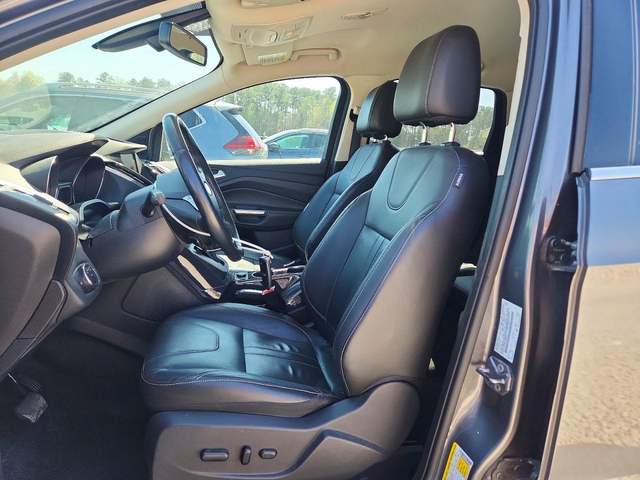 2013 Ford Escape Titanium - zdjęcie 7