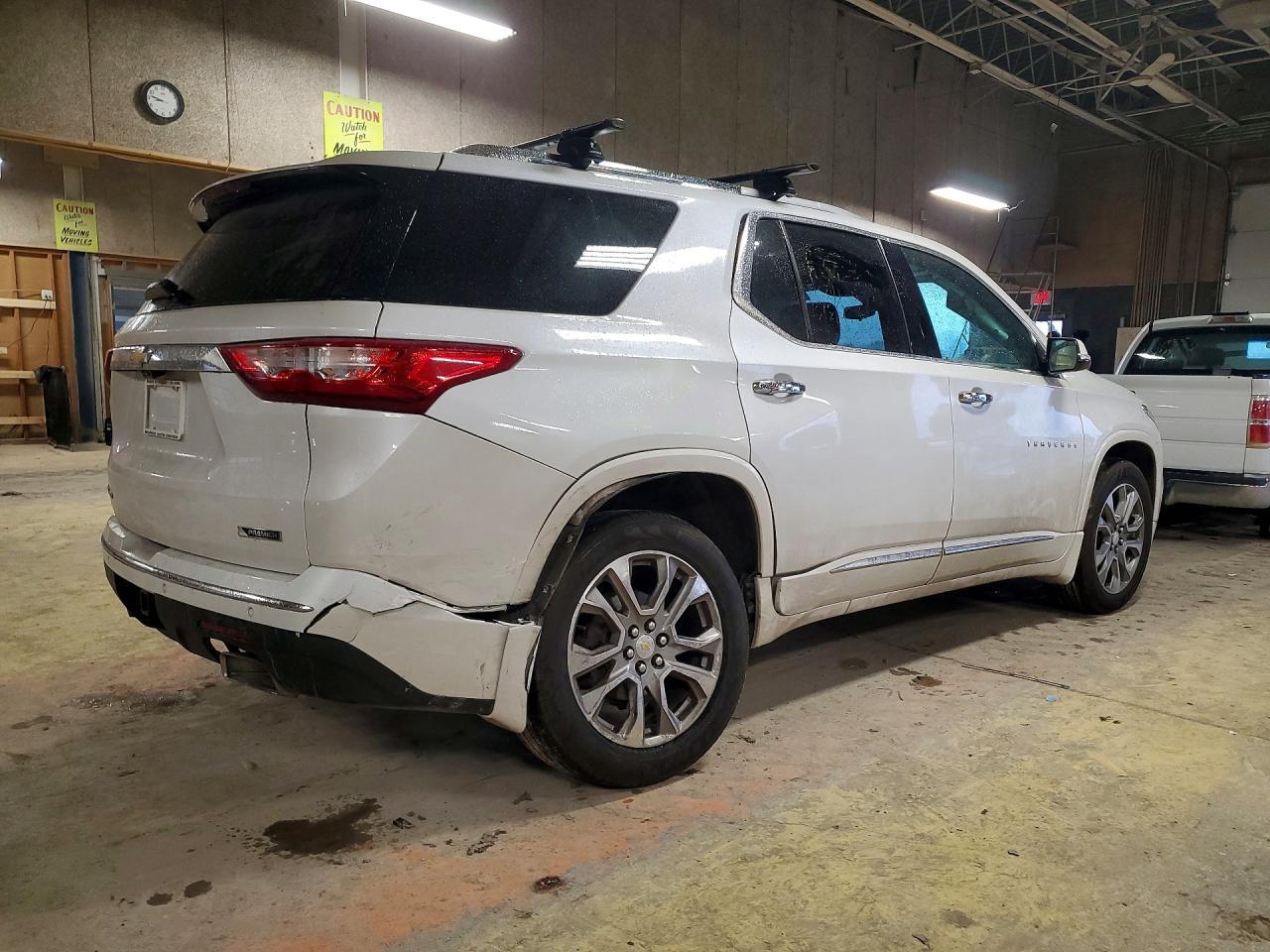 2018 Chevrolet Traverse Premier - zdjęcie 3