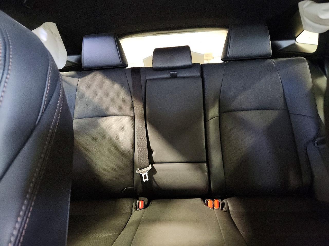 2021 Toyota Venza Xle - zdjęcie 10