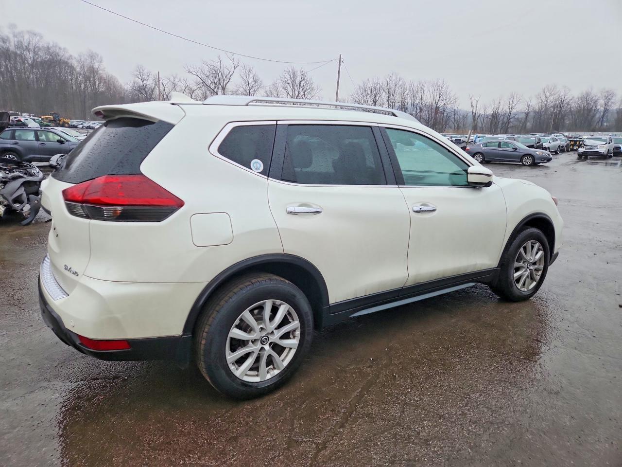 2019 Nissan Rogue Sv - zdjęcie 3