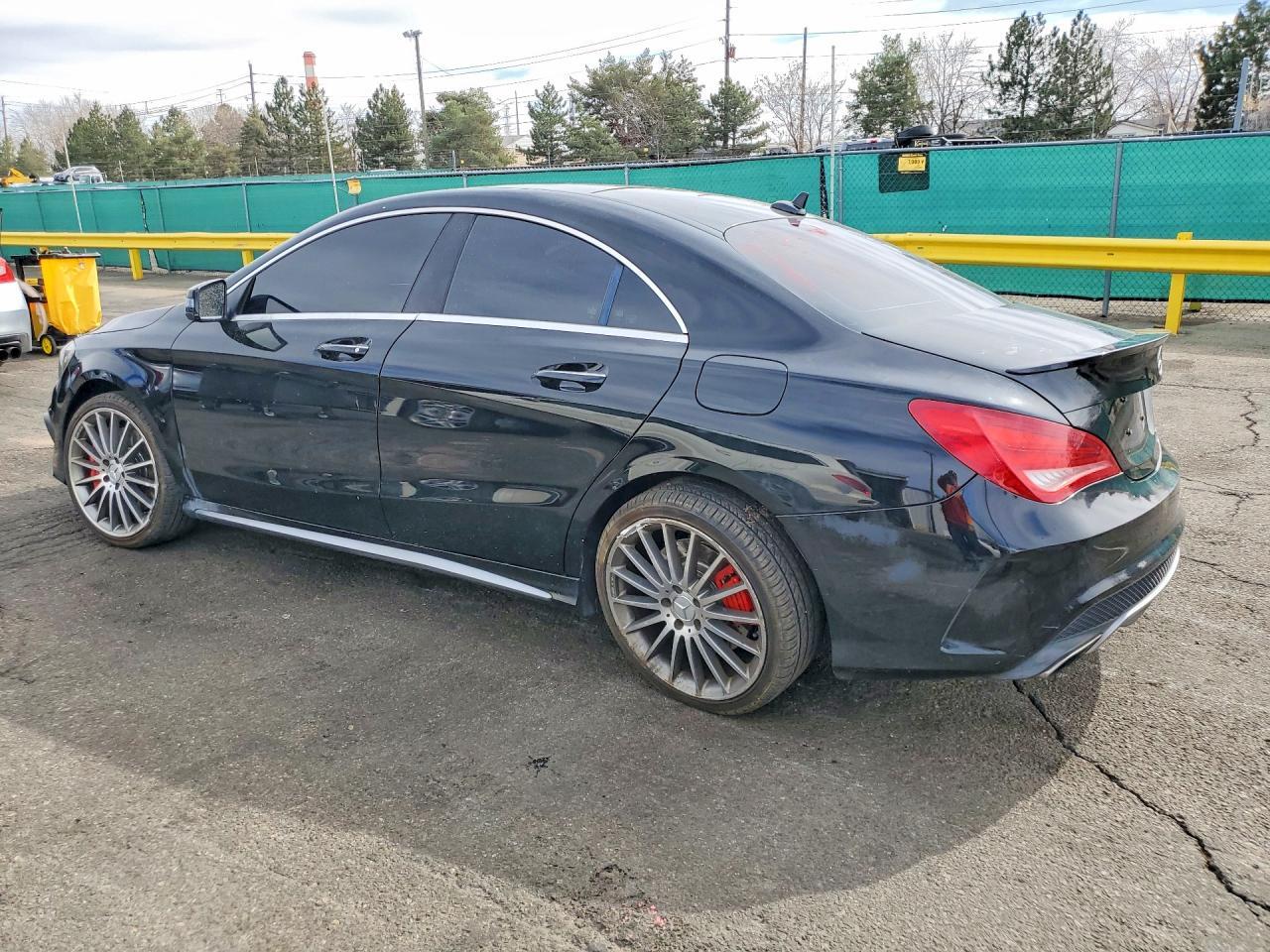 2015 Mercedes-Benz Cla 45 Amg - zdjęcie 2