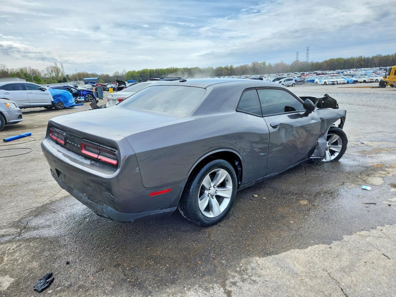 2017 Dodge Challenger Sxt - zdjęcie 3