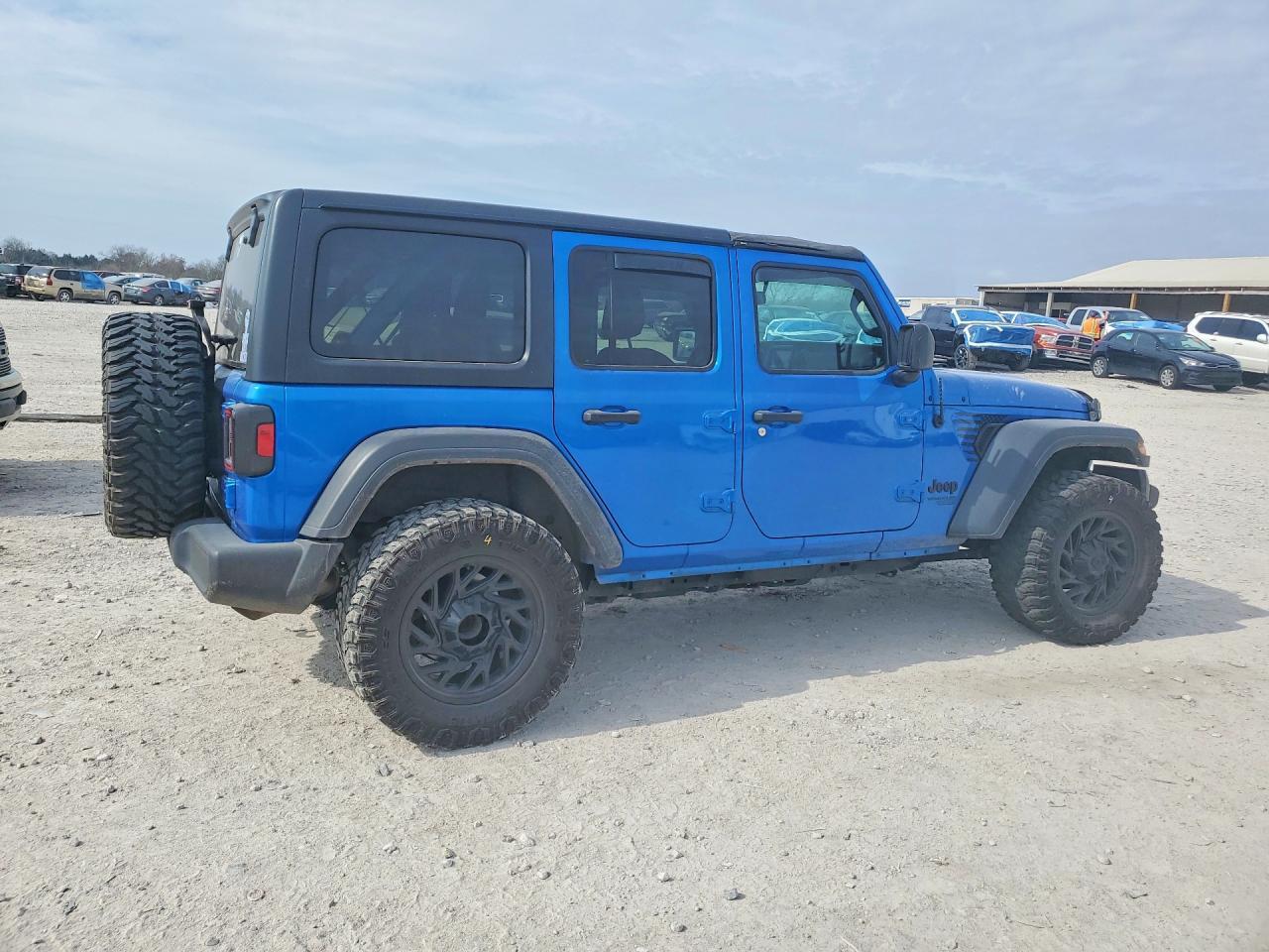 2021 Jeep Wrangler Unlimited Sport - zdjęcie 3