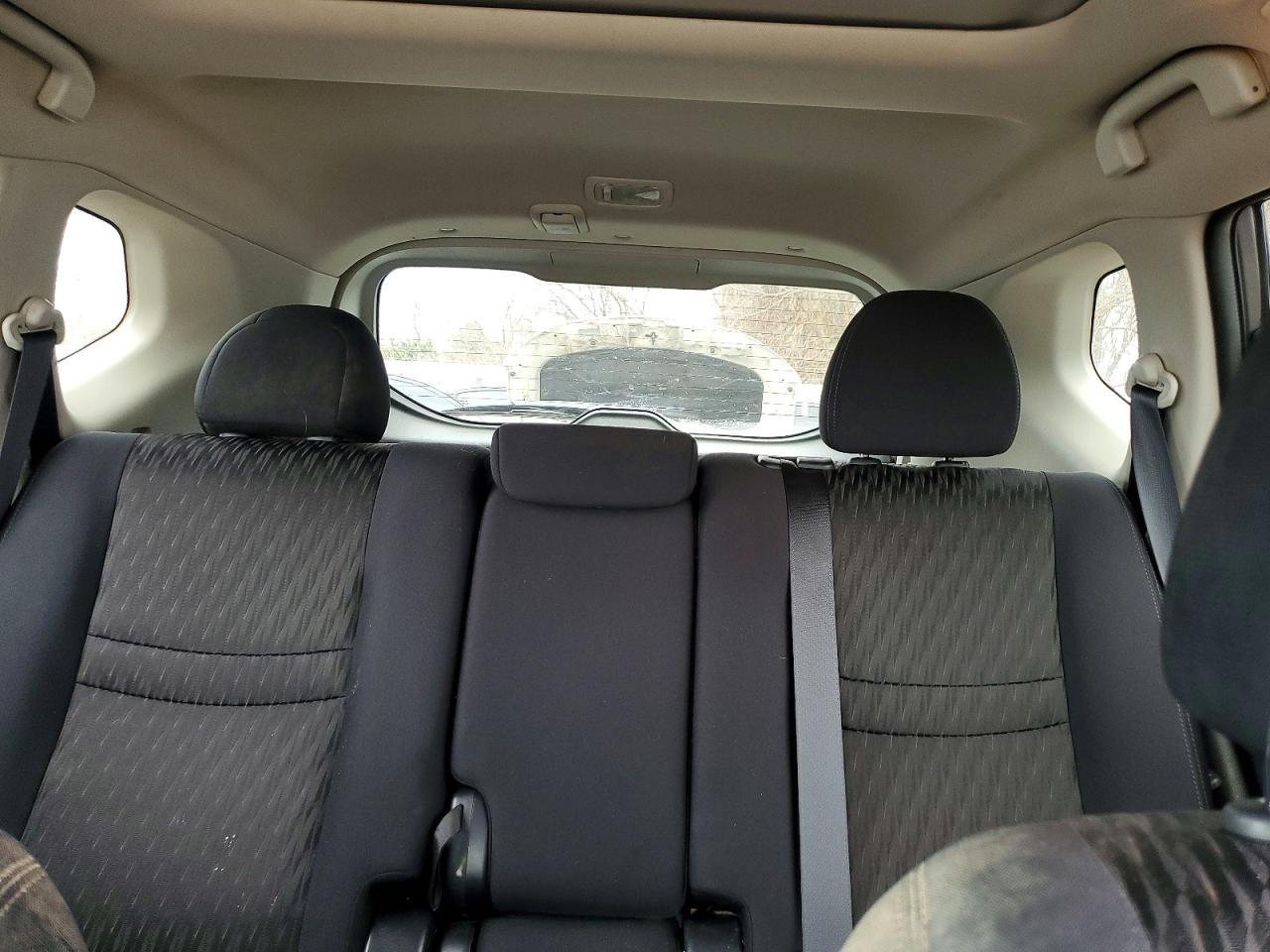 2018 Nissan Rogue S - zdjęcie 10