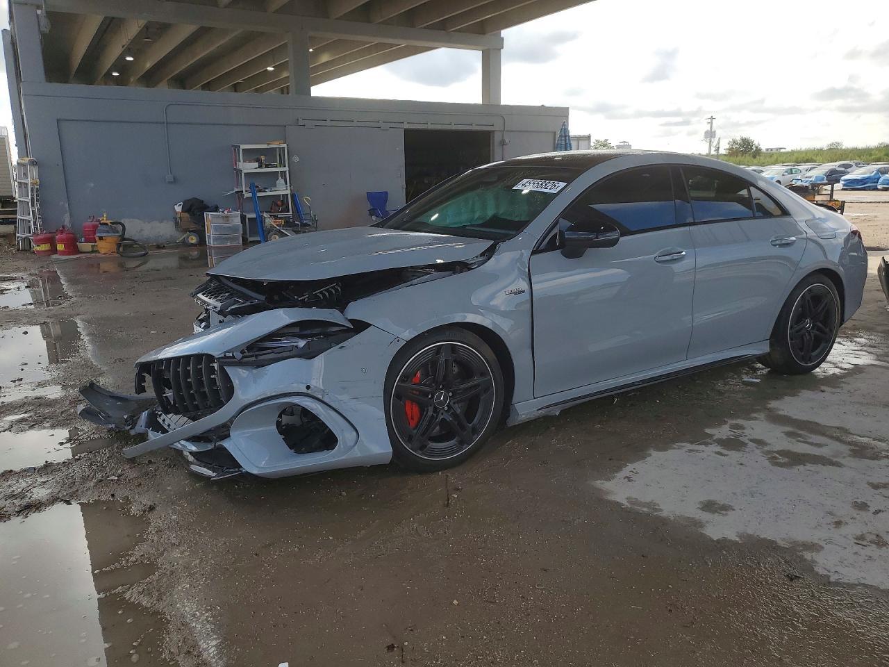 2026 Mercedes-Benz Cla Amg 45S 4Matic - zdjęcie główne