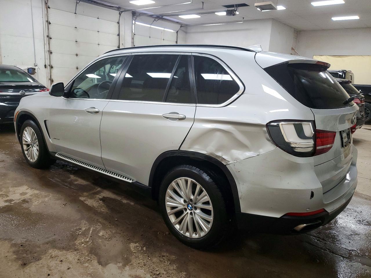 2014 BMW X5 xDrive50I - zdjęcie 2