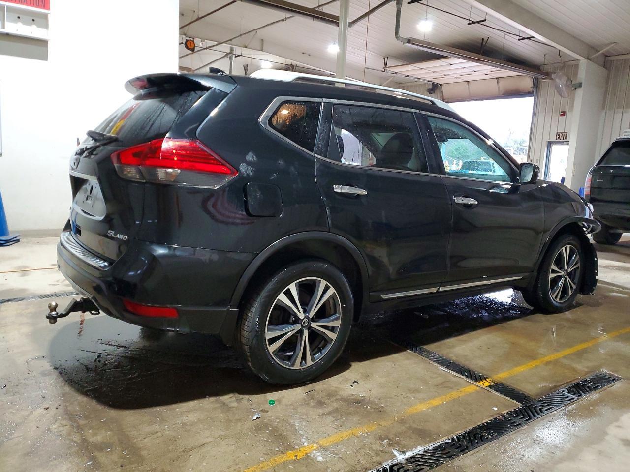 2017 Nissan Rogue Sl - zdjęcie 3