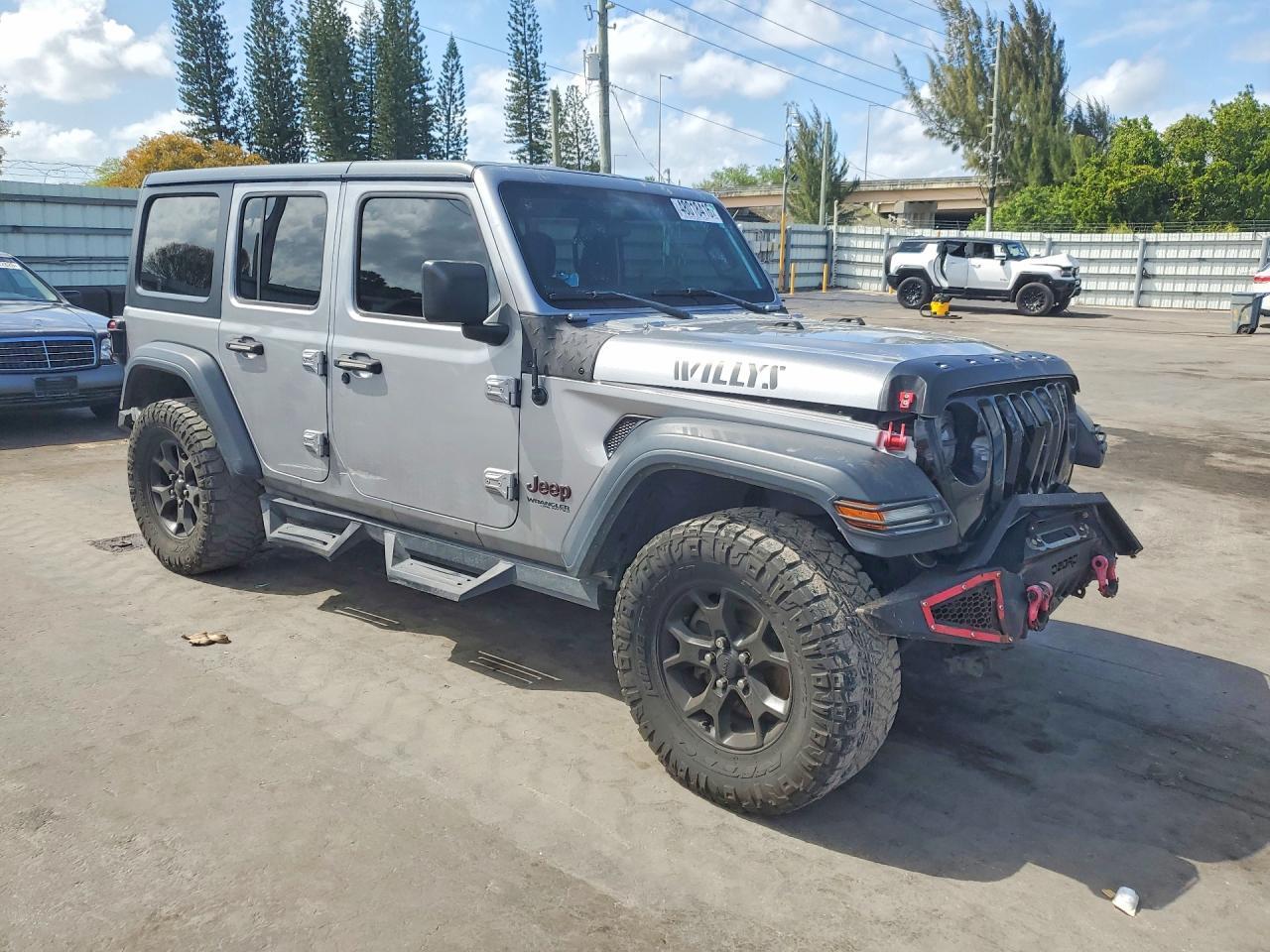 2020 Jeep Wrangler Unlimited Sport - zdjęcie 4
