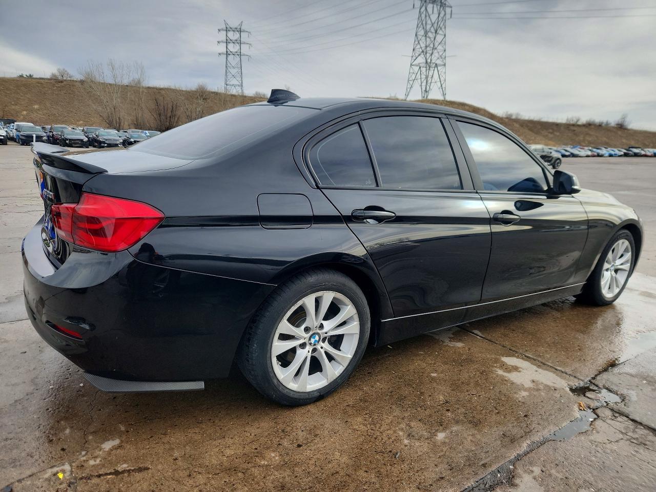 2016 BMW 320 I - zdjęcie 3