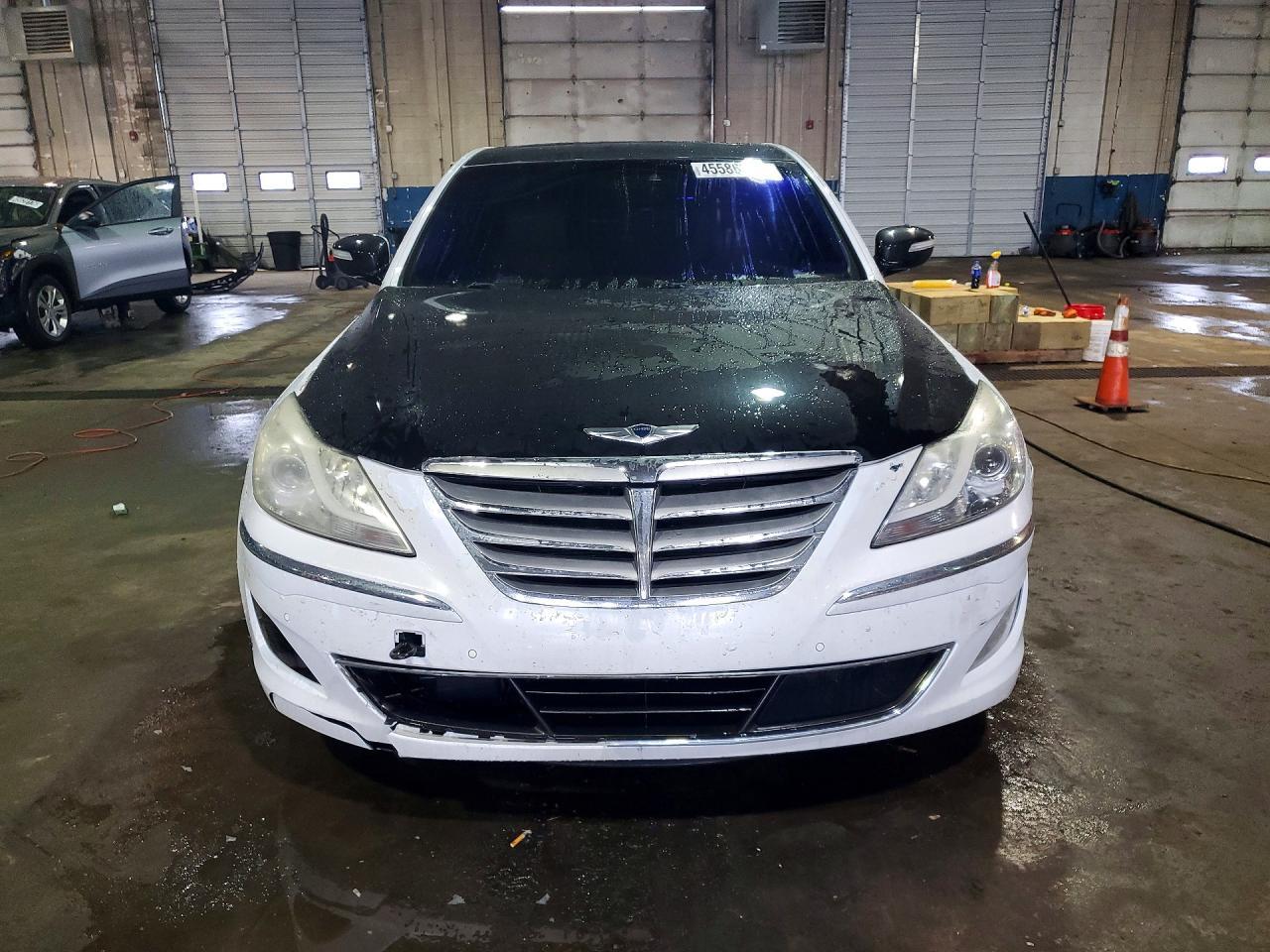 2014 Hyundai Genesis 3.8L - zdjęcie 5