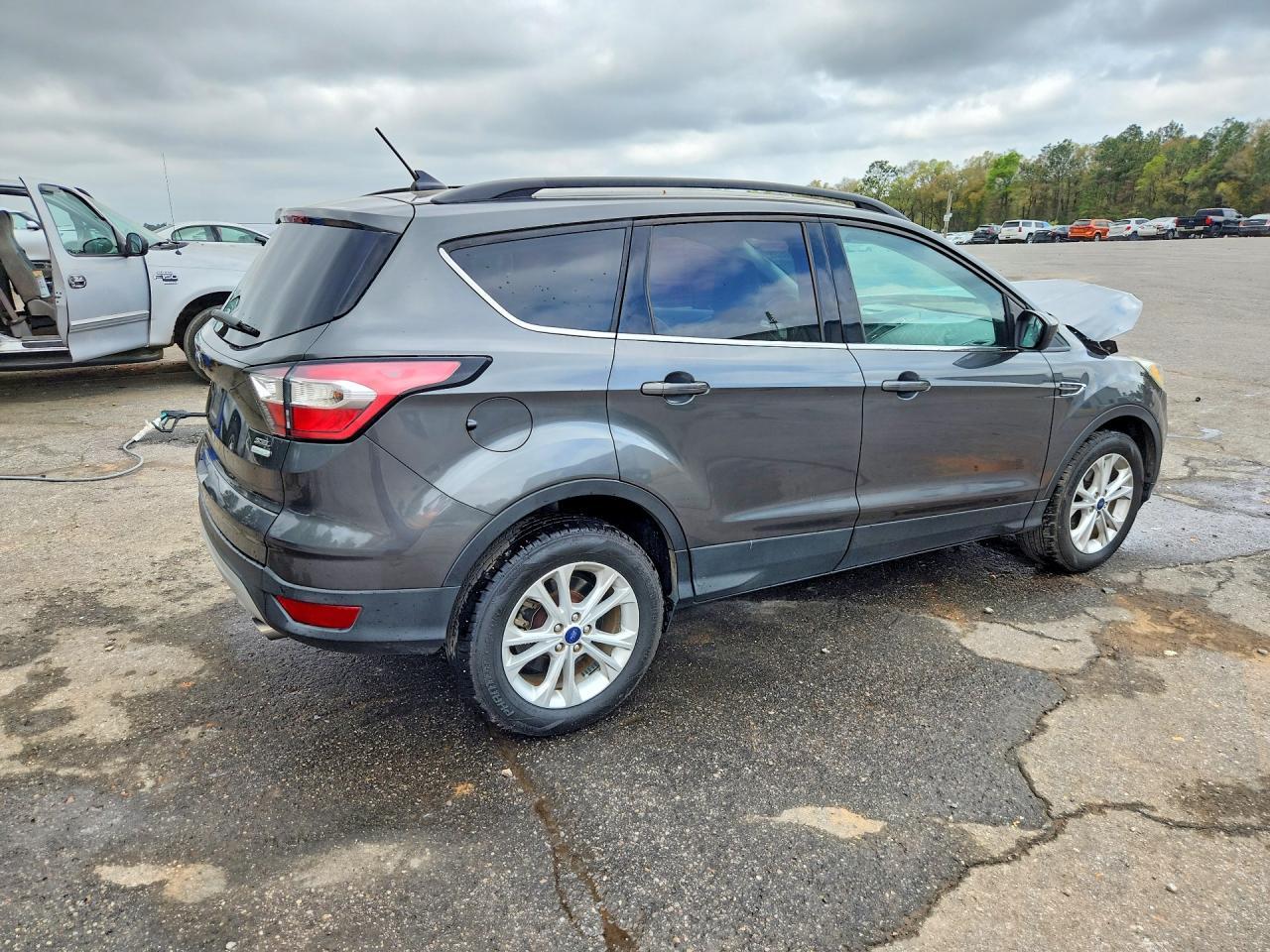 2018 Ford Escape Sel - zdjęcie 3