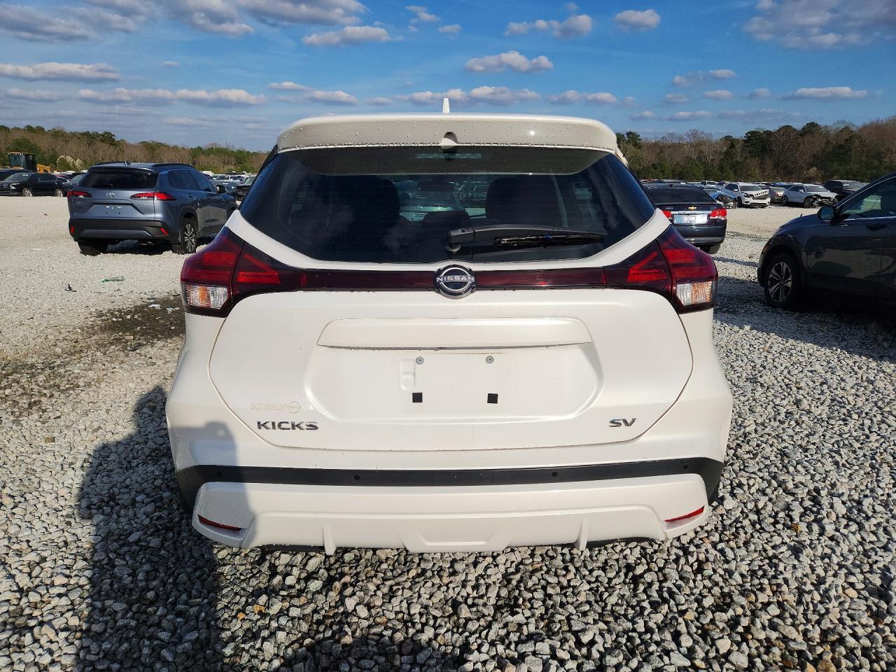 2022 Nissan Kicks Sv - zdjęcie 6