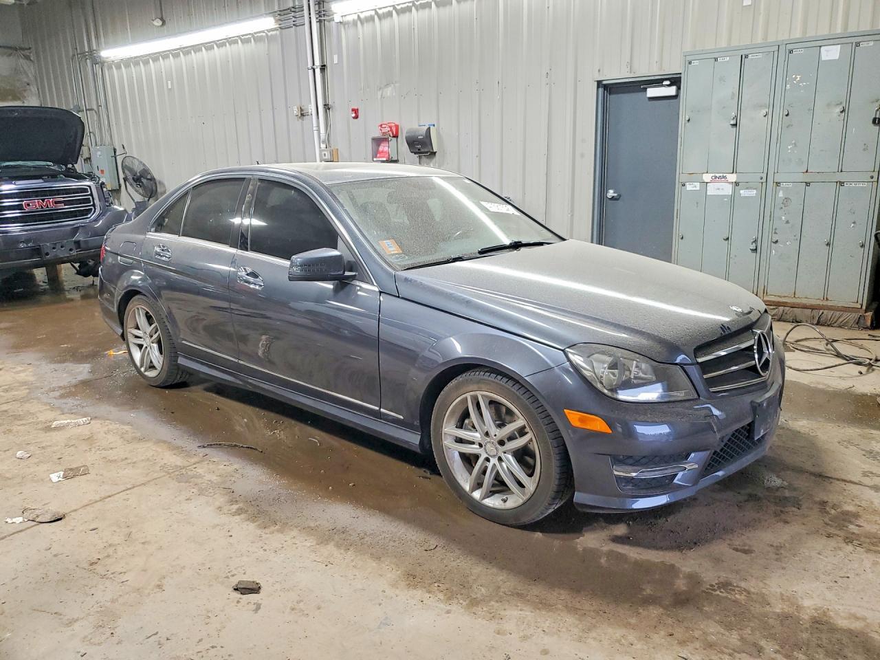 2014 Mercedes-Benz C 300 4Matic - zdjęcie 4