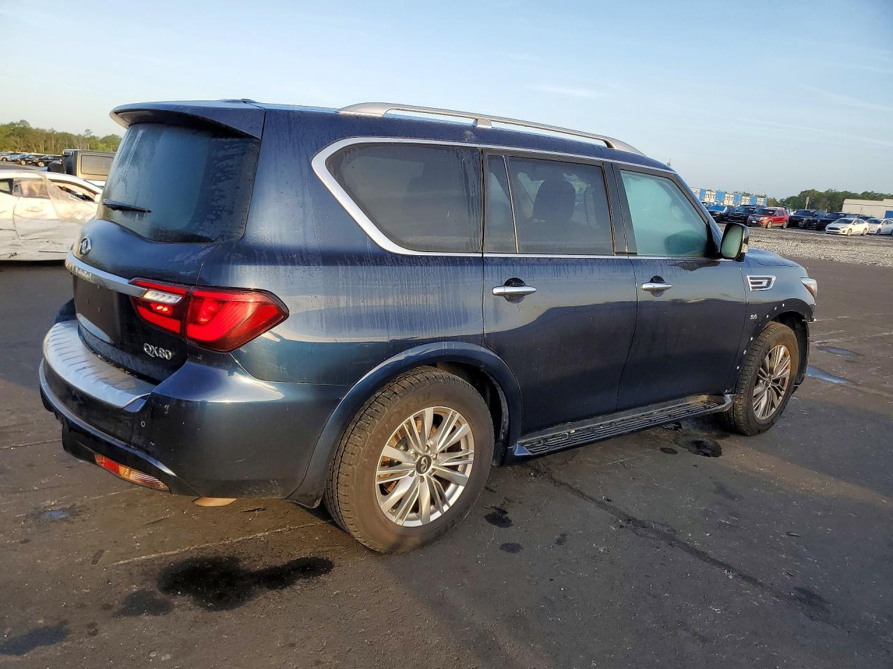 2020 Infiniti Qx80 Luxe - zdjęcie 3