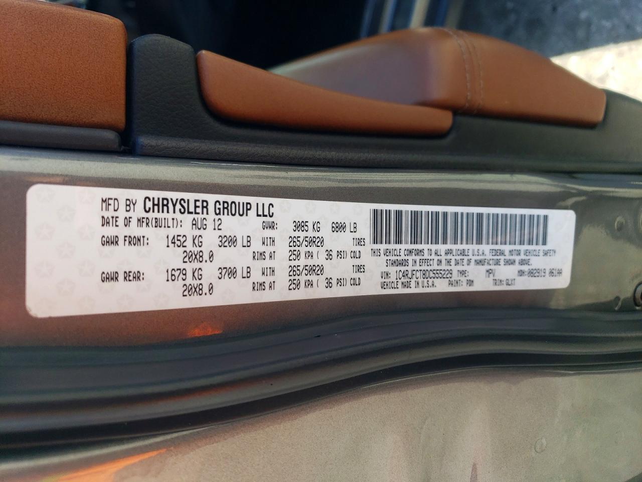 2013 Jeep Grand Cherokee Overland - zdjęcie 13