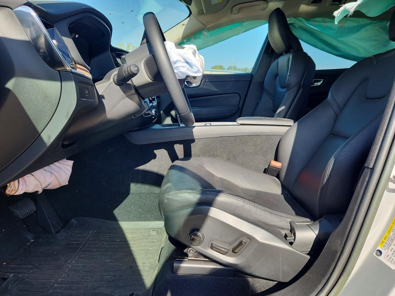 2023 Volvo Xc60 Plus - zdjęcie 7