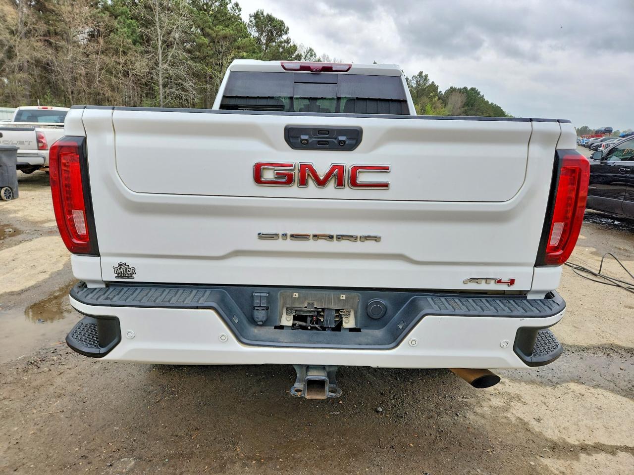 2023 GMC Sierra K2500 At4 - zdjęcie 6