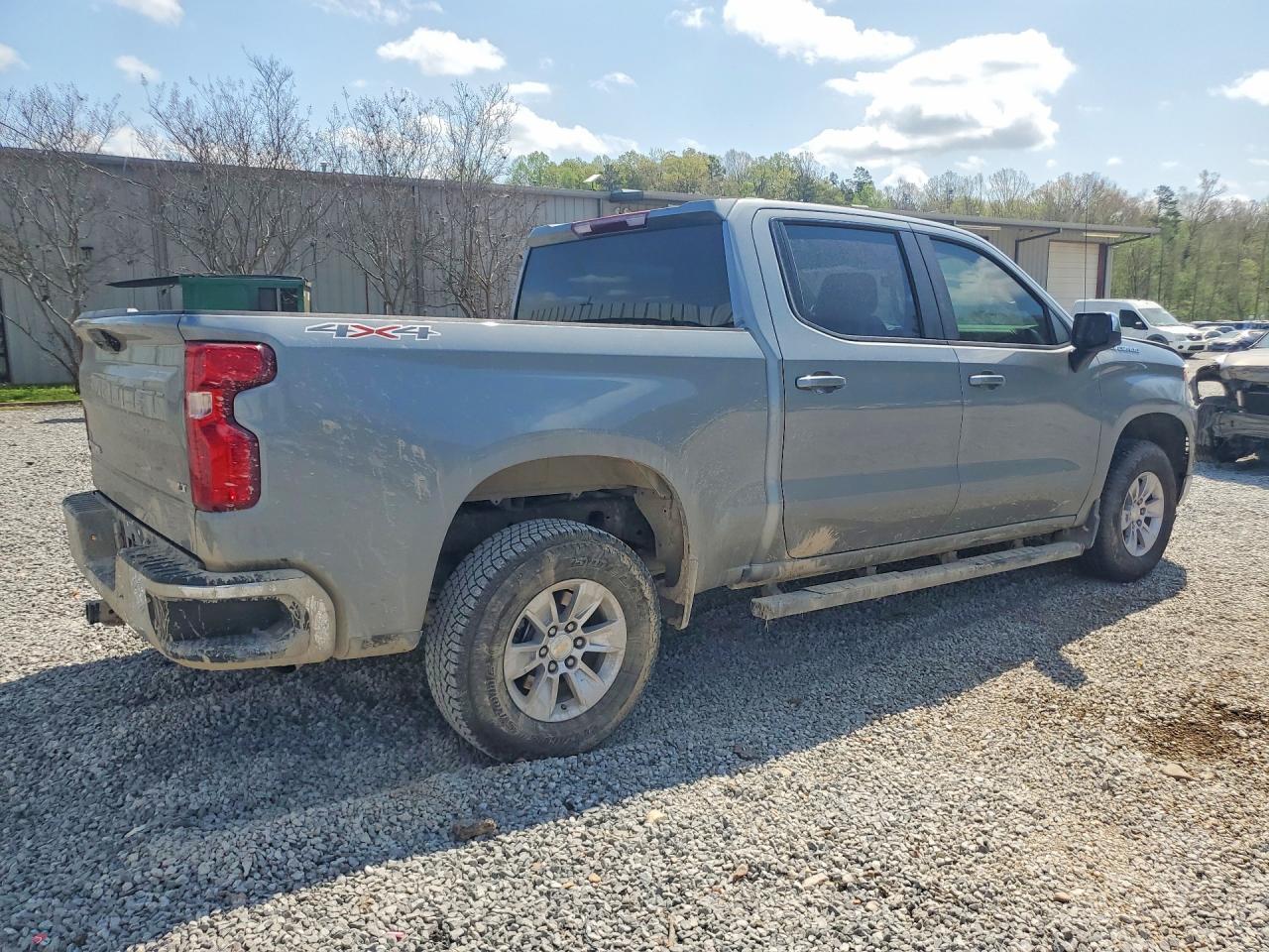 2025 Chevrolet Silverado K1500 Lt - zdjęcie 3