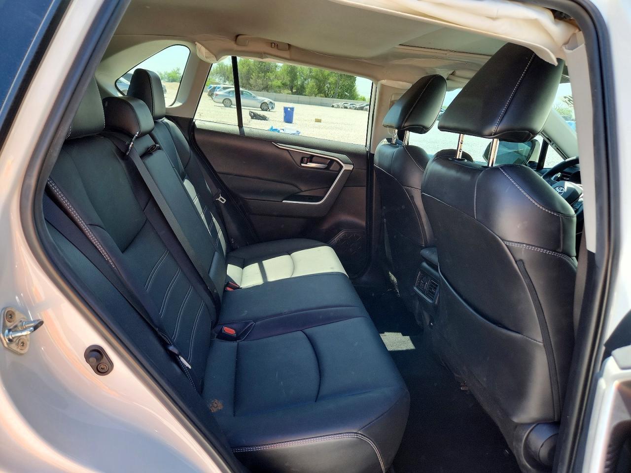 2021 Toyota Rav4 Xle Premium - zdjęcie 11