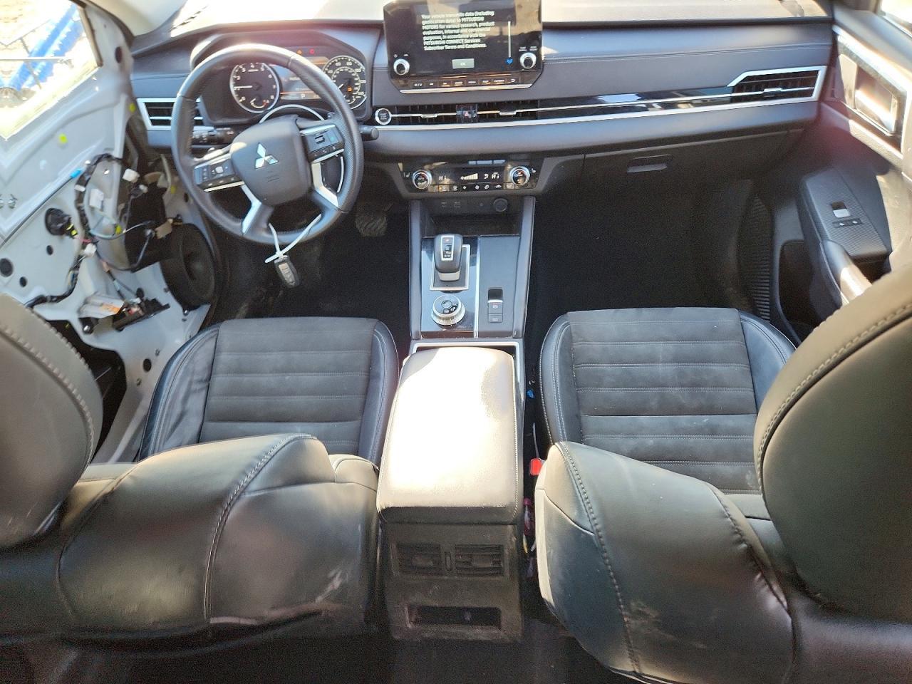 2022 Mitsubishi Outlander Se - zdjęcie 8