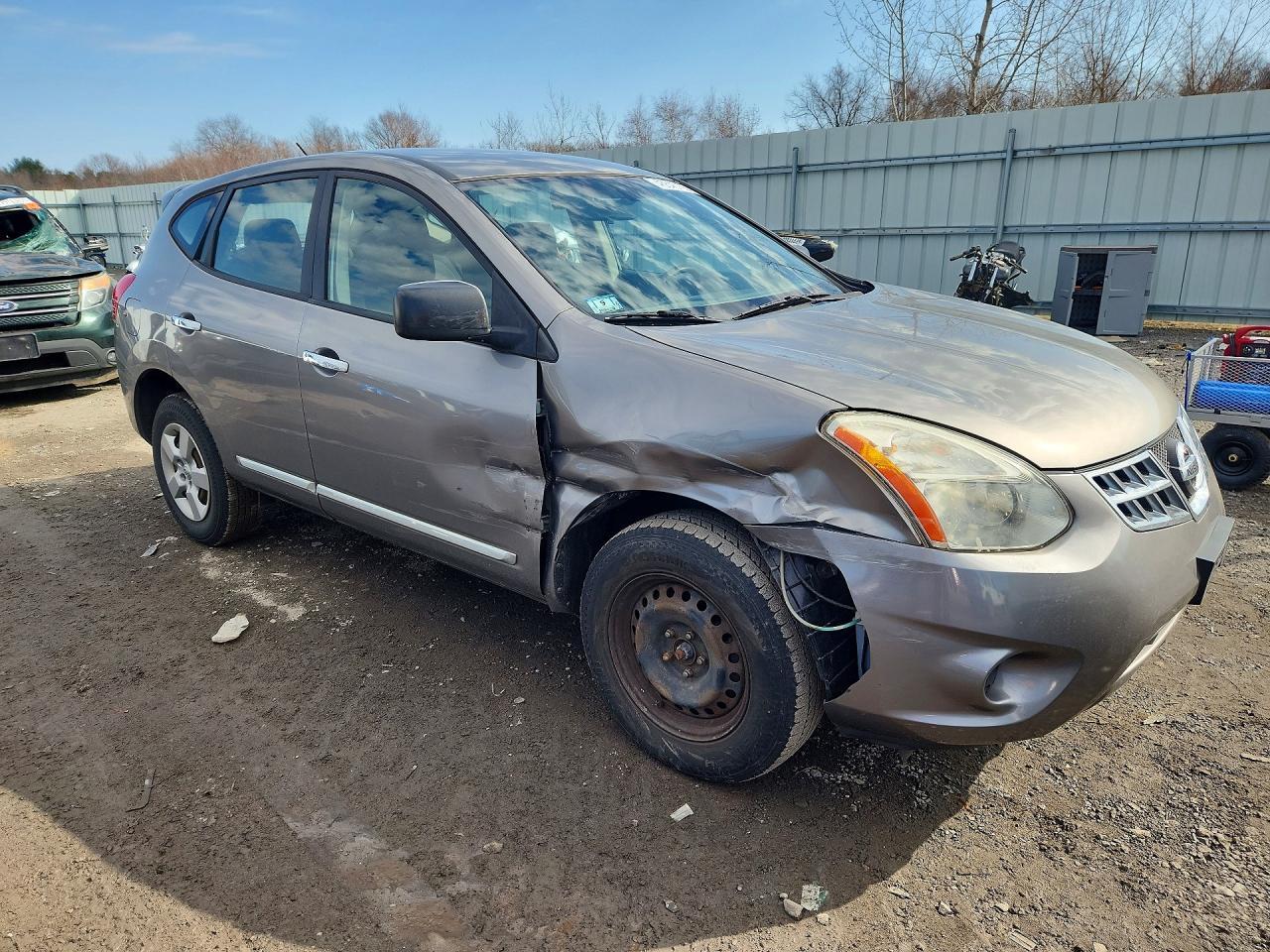 2013 Nissan Rogue S - zdjęcie 4