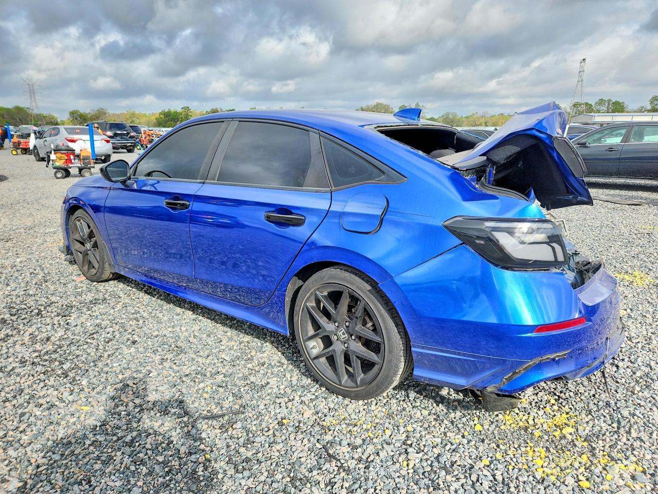 2022 Honda Civic Sport - zdjęcie 2