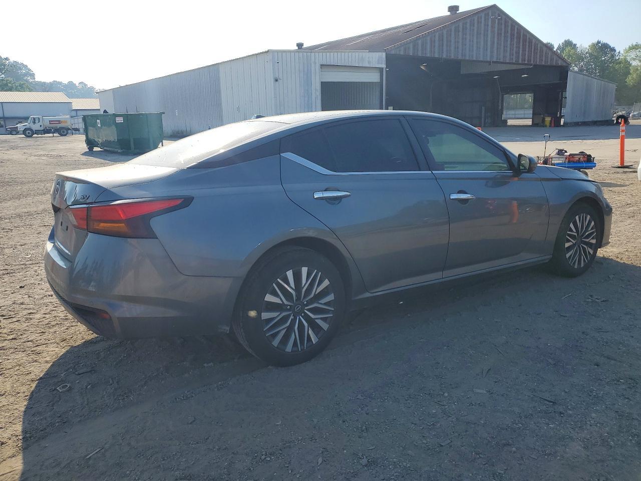 2023 Nissan Altima 2.5 Sv - zdjęcie 3