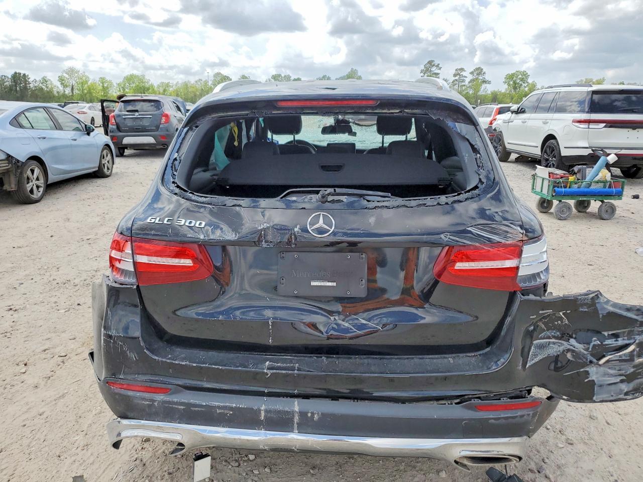 2017 Mercedes-Benz Glc 300 - zdjęcie 6