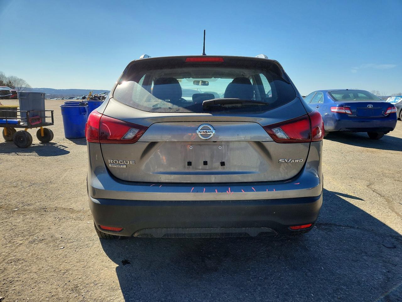 2017 Nissan Rogue Sport Sv - zdjęcie 6