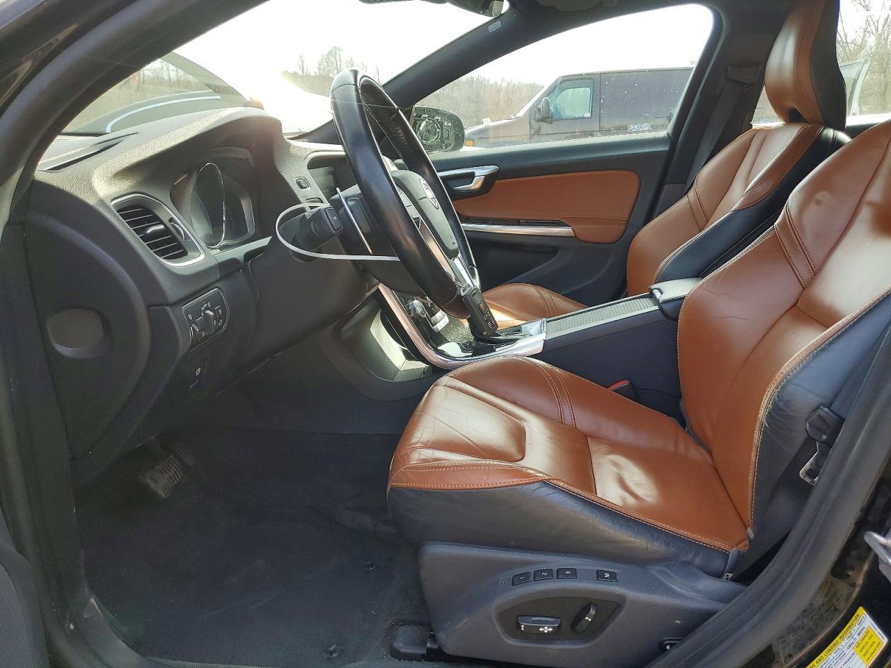 2015 Volvo V60 Platinum - zdjęcie 7