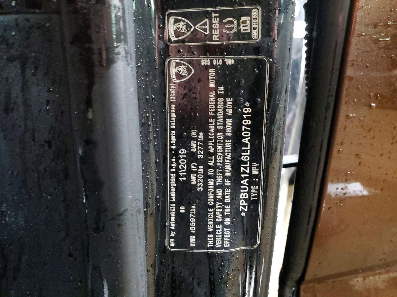 2020 Lamborghini Urus - zdjęcie 12