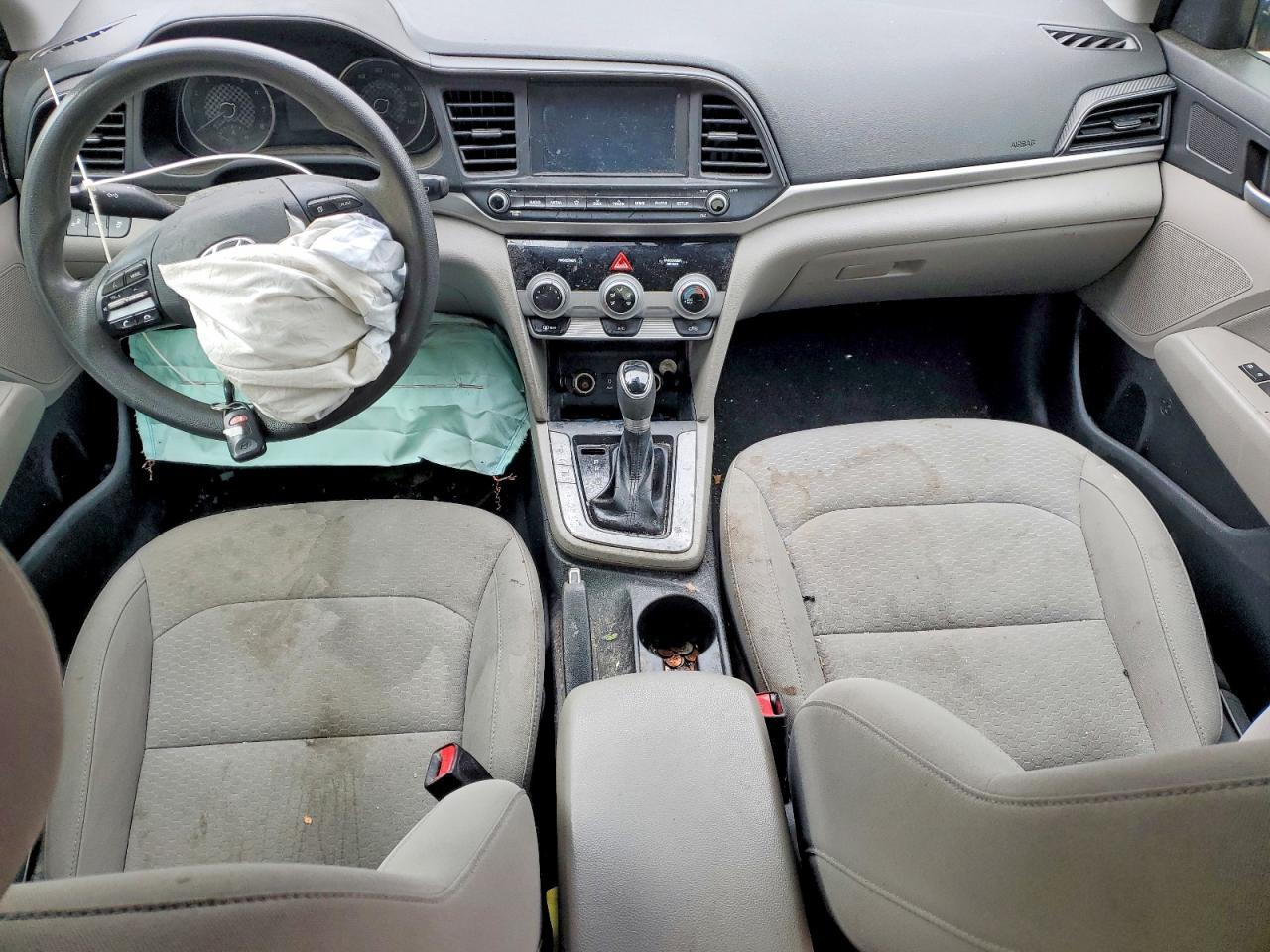 2019 Hyundai Elantra Sel - zdjęcie 8