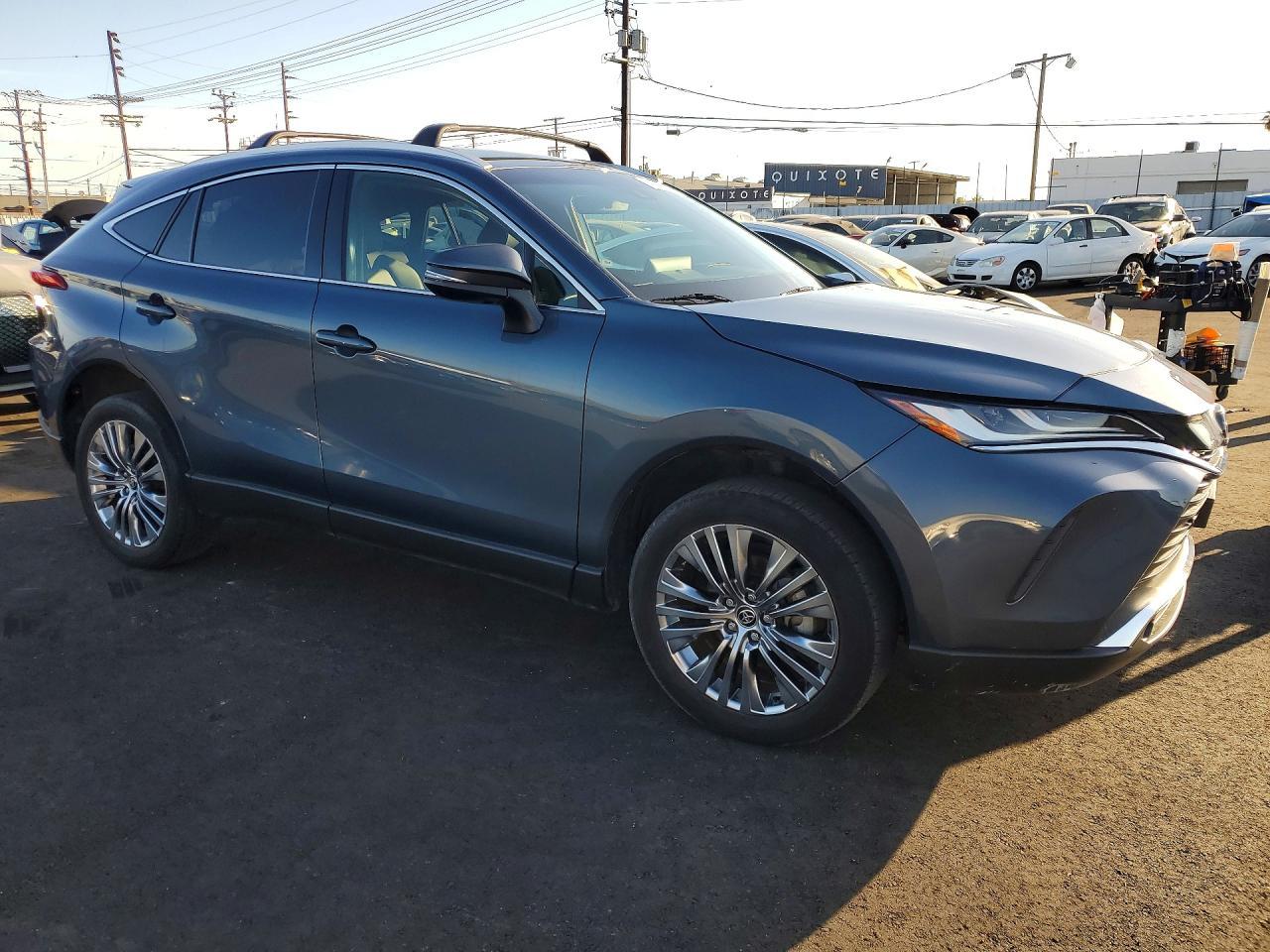 2022 Toyota Venza Xle - zdjęcie 4