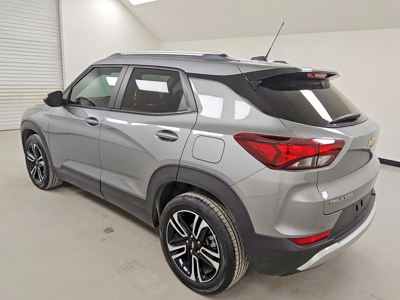 2024 Chevrolet Trailblazer Lt - zdjęcie 2