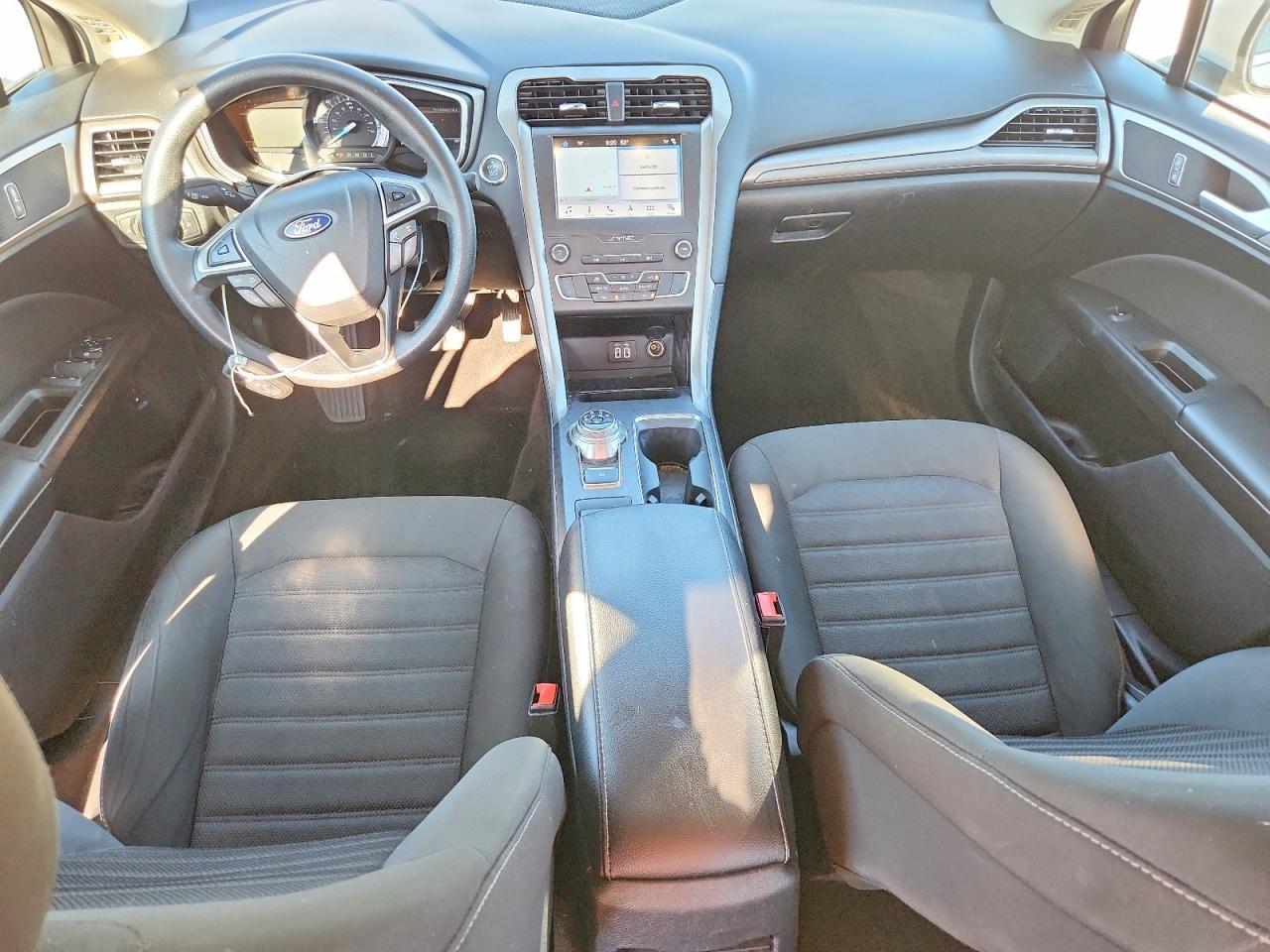 2019 Ford Fusion Se - zdjęcie 8