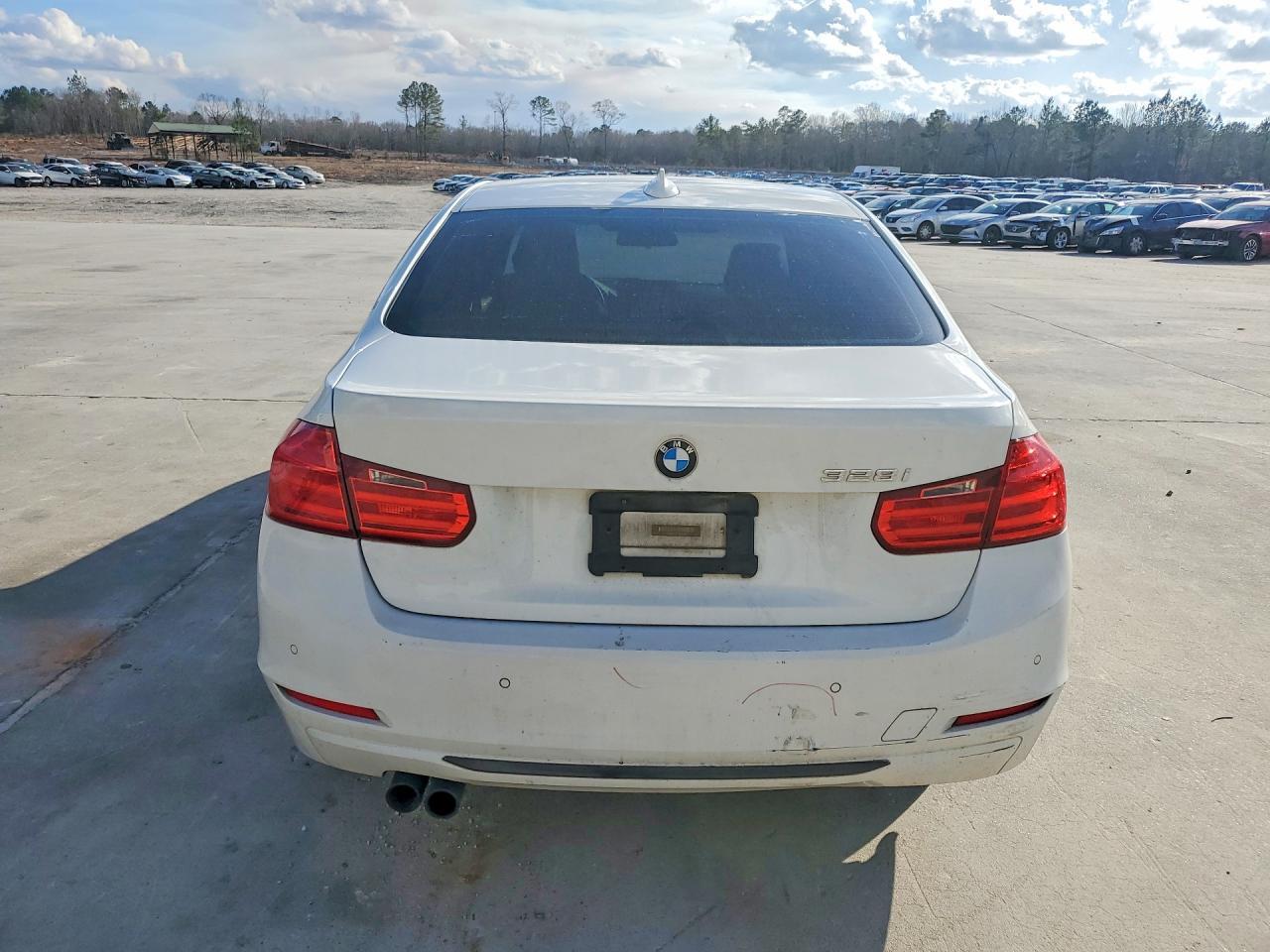 2015 BMW 3 Series 320I xDrive - zdjęcie 6