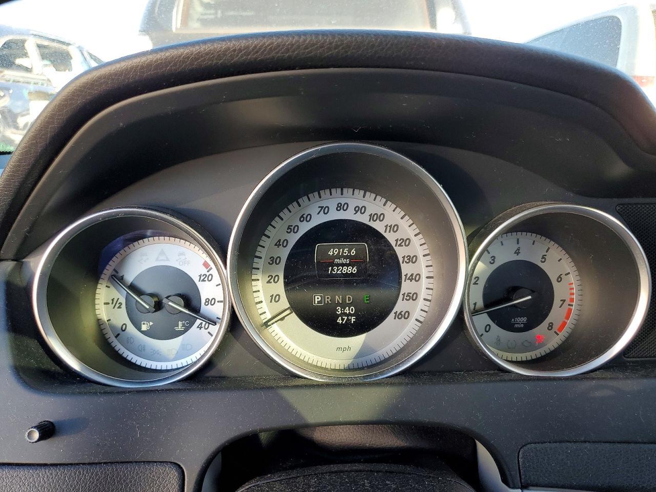 2014 Mercedes-Benz C 250 - zdjęcie 9