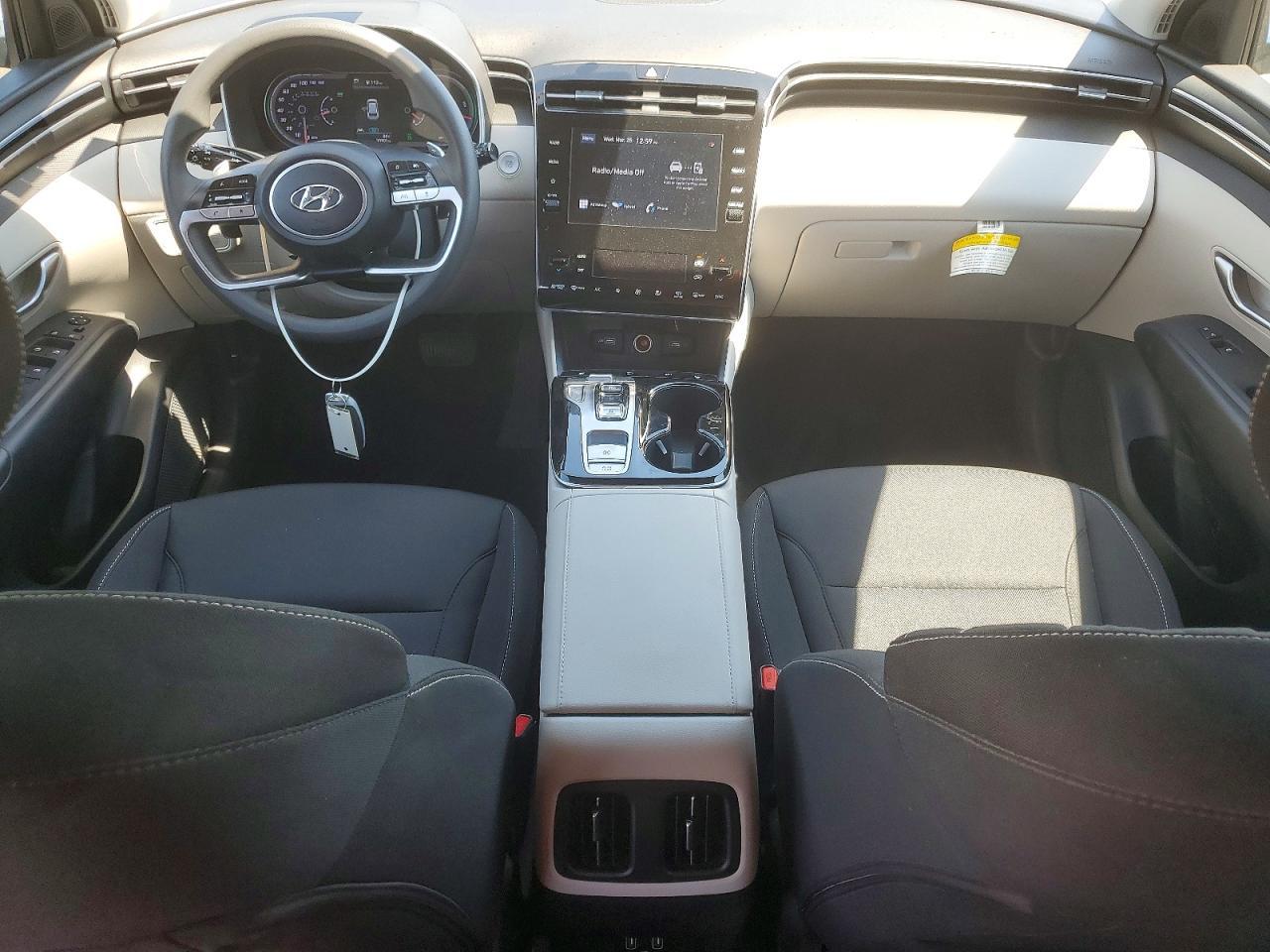 2022 Hyundai Tucson Hybrid Blue - zdjęcie 8