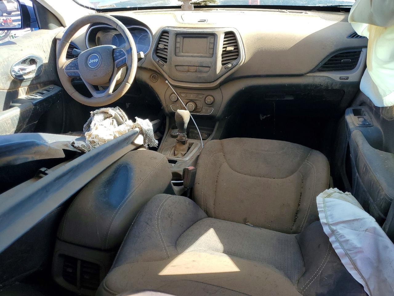 2015 Jeep Cherokee Latitude - zdjęcie 8