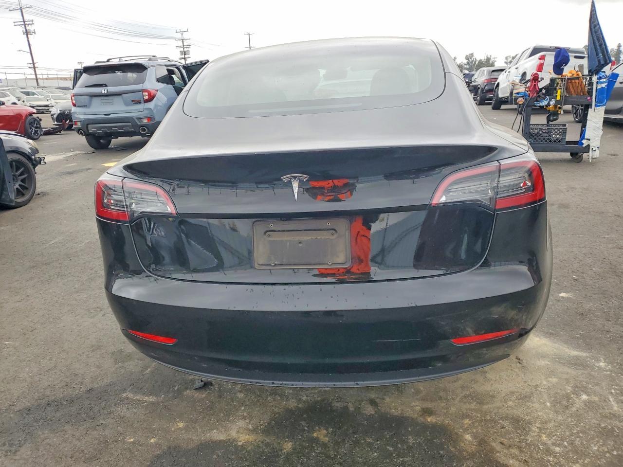 2023 Tesla Model 3 - zdjęcie 6