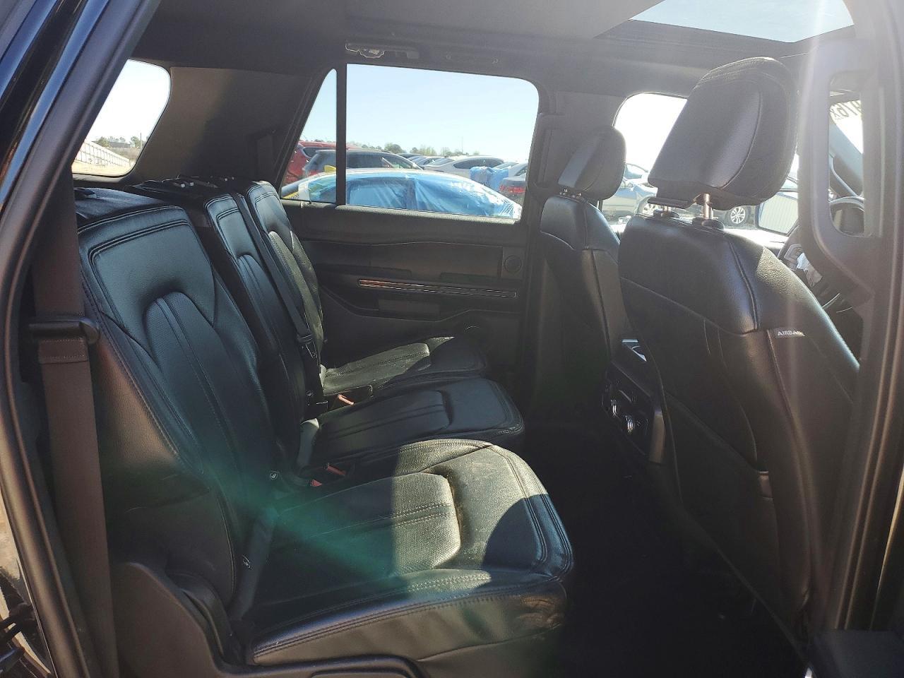 2021 Ford Expedition Max Limited - zdjęcie 11