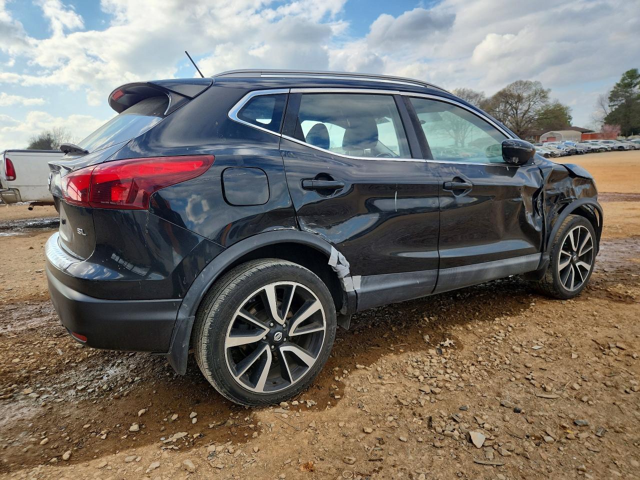 2017 Nissan Rogue Sport Sl - zdjęcie 3