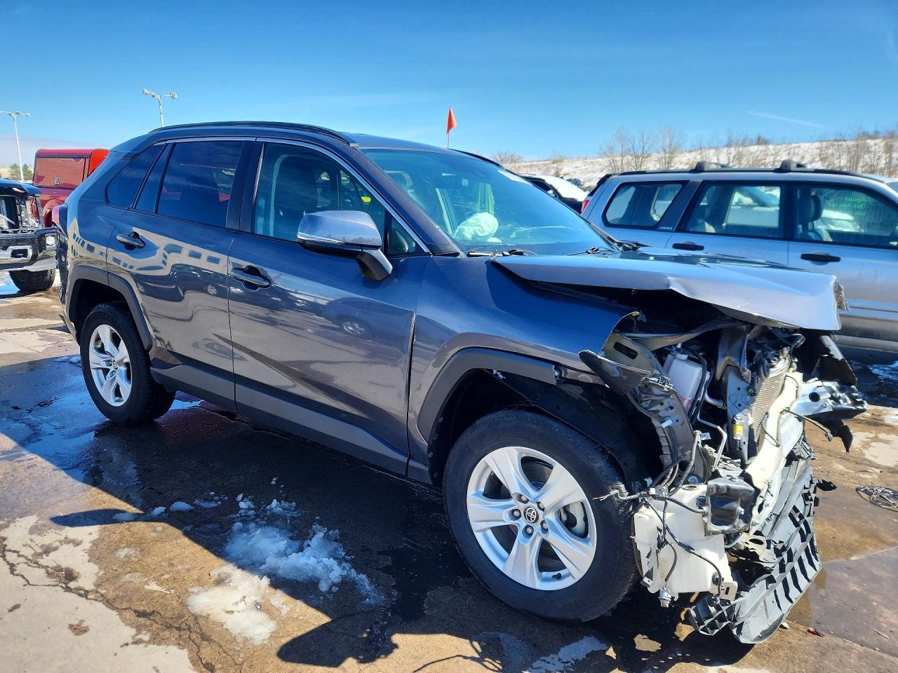 2021 Toyota Rav4 Xle - zdjęcie 4
