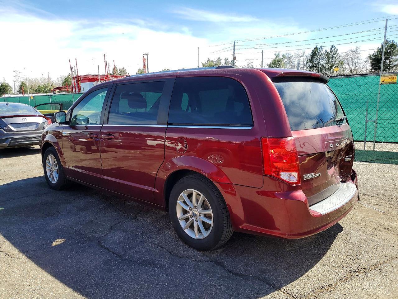 2019 Dodge Grand Caravan Sxt - zdjęcie 2