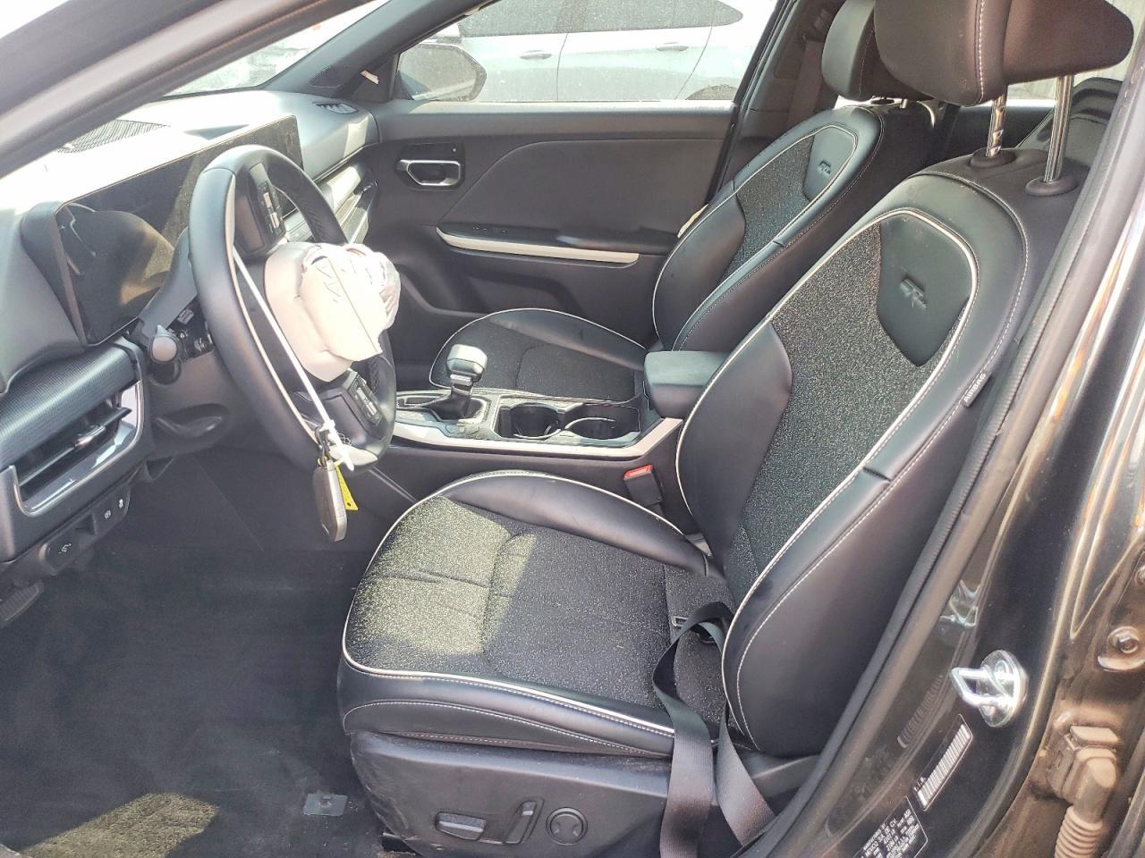 2025 Kia K4 Gt-Line - zdjęcie 7