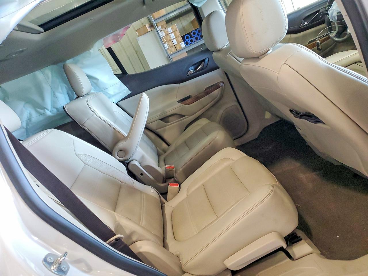 2019 GMC Acadia Denali - zdjęcie 10